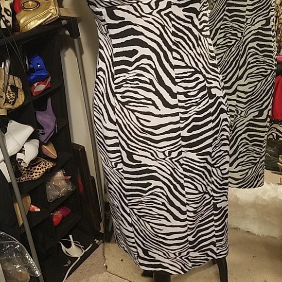 Dress by SNAP - Picture 3 of 5